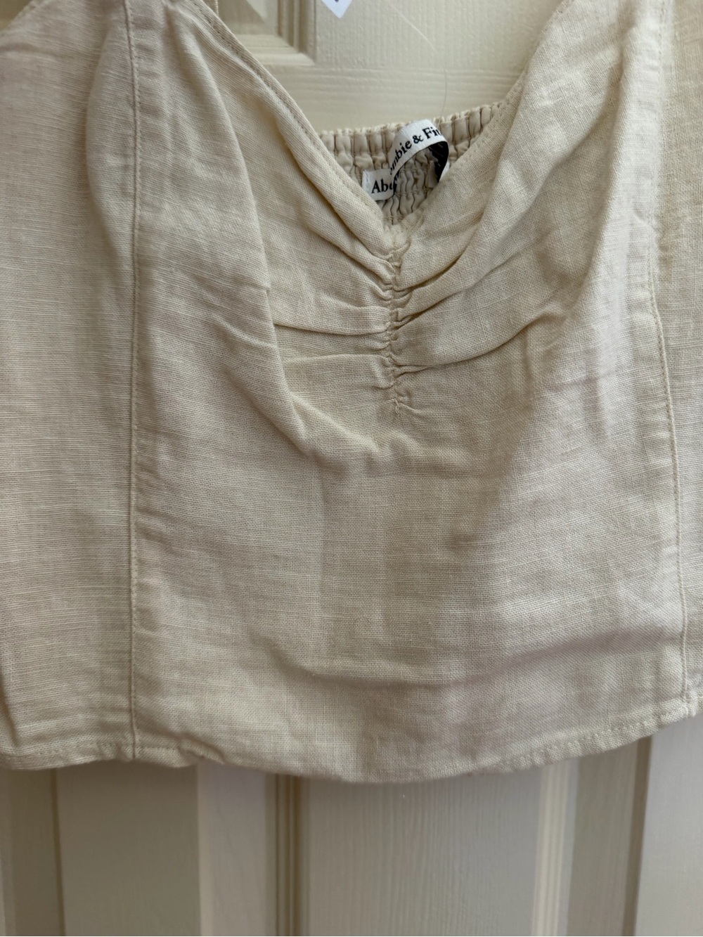 Abercrombie & Fitch Cream Square-Neck Linen-Blend Crop Top - Picture 3 of 6